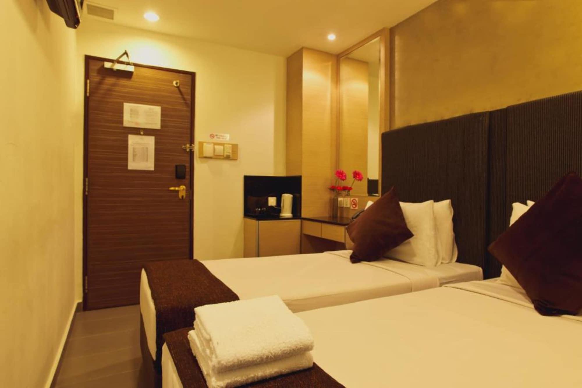 The Snooze At Bugis 3*